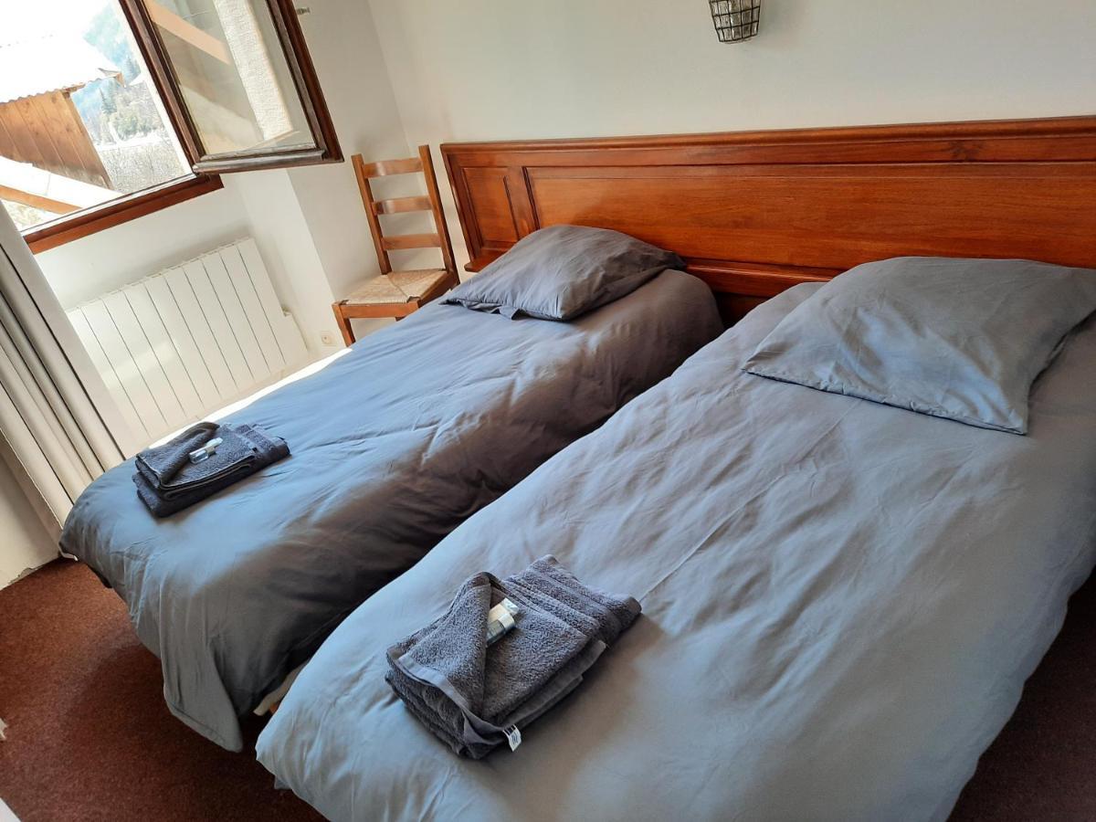 Auberge Roche Grande Entraunes Luaran gambar