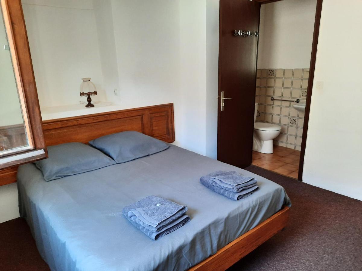 Auberge Roche Grande Entraunes Luaran gambar